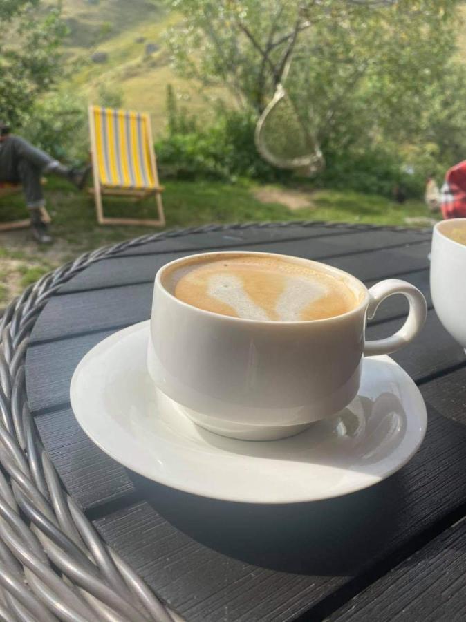 Metitsa Bed & Breakfast Джута Екстериор снимка